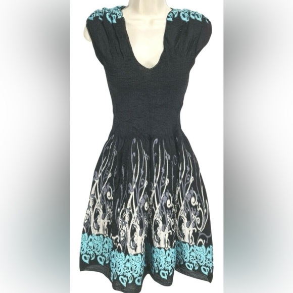 Max Studio Dresses & Skirts - Max Studio Smocked V-neck Fit & Flare Dress